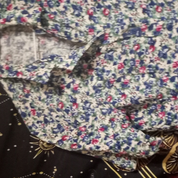 Shirt - Picture 2 of 2